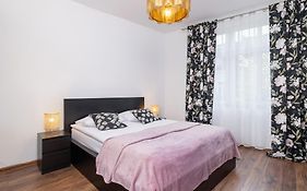 Apartments On Krupowki Street With Mountain View By Noclegi Renters